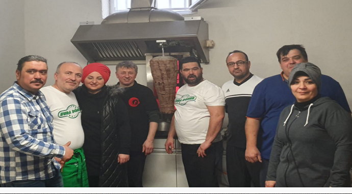 Gurbetçiler döner paralarını depremzedelere gönderecek