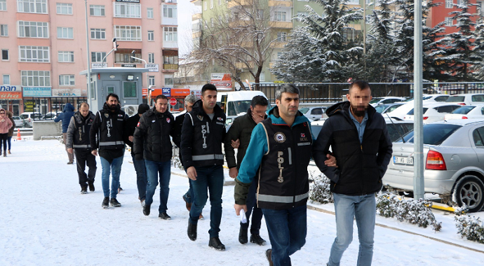 ‘Parazit’ Operasyonunda gözaltına alınan şüpheliler adliyeye sevk edildi