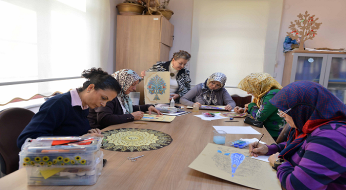 Minyatür ve Katı süsleme sanatları Kocaeli’de yaşatılıyor