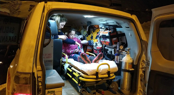 Siirt'te hasta çocuğa 8 saatte ulaşıldı