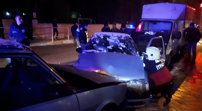 Çorum'da Trafik Kazası 4 Yaralı!