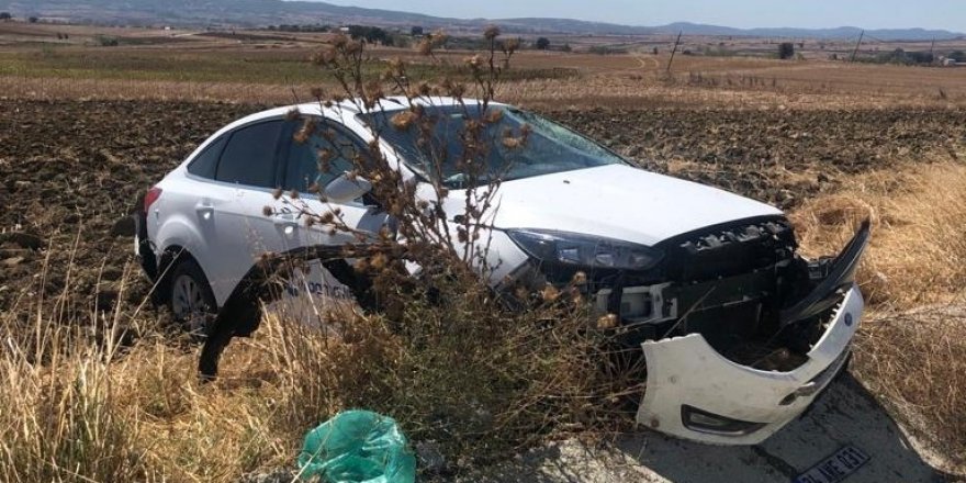Tekirdağ'da Otomobil şarampole yuvarlandı, kazada yaşlı çift yaralandı
