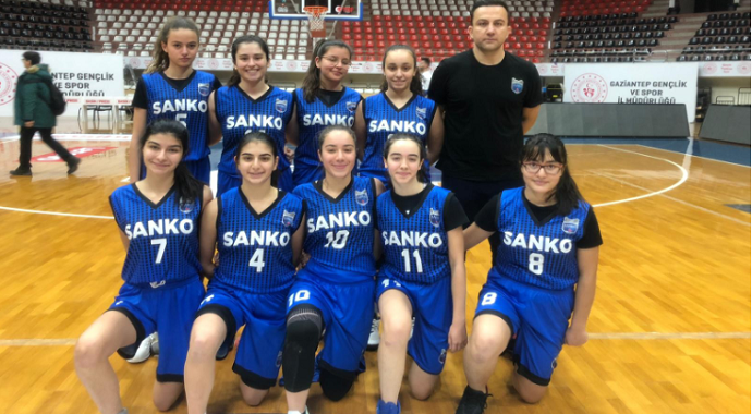 SANKO Okullarının basketbol başarısı