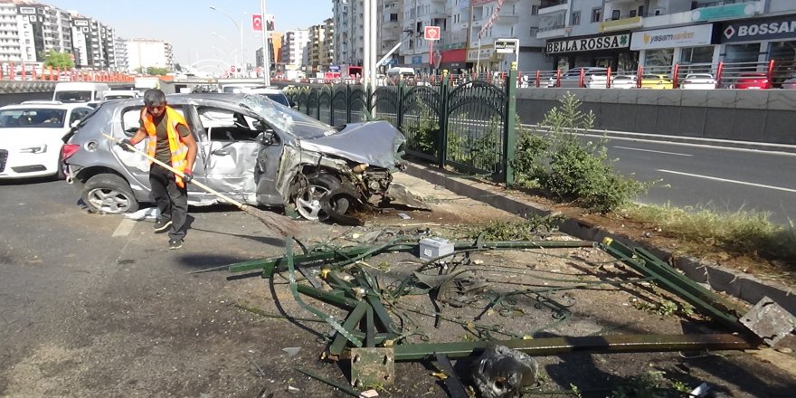 Diyarbakır’da iki araç çarpıştı: 1 yaralı