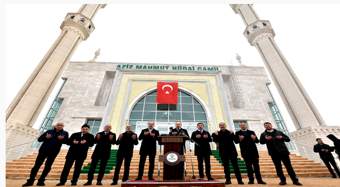 Konya’da Aziz Mahmut Hüdai Camisi açıldı