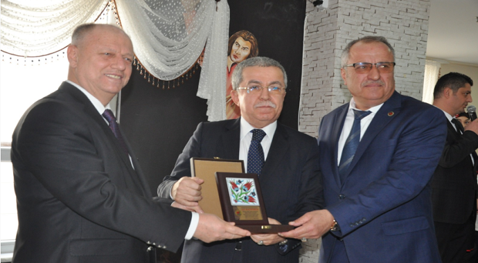 Özel İdare Genel Sekreteri Recep Demirtaş veda etti