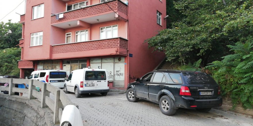 Zonguldak’ta bir şahıs evinde silahla vurulmuş şekilde ölü olarak bulundu