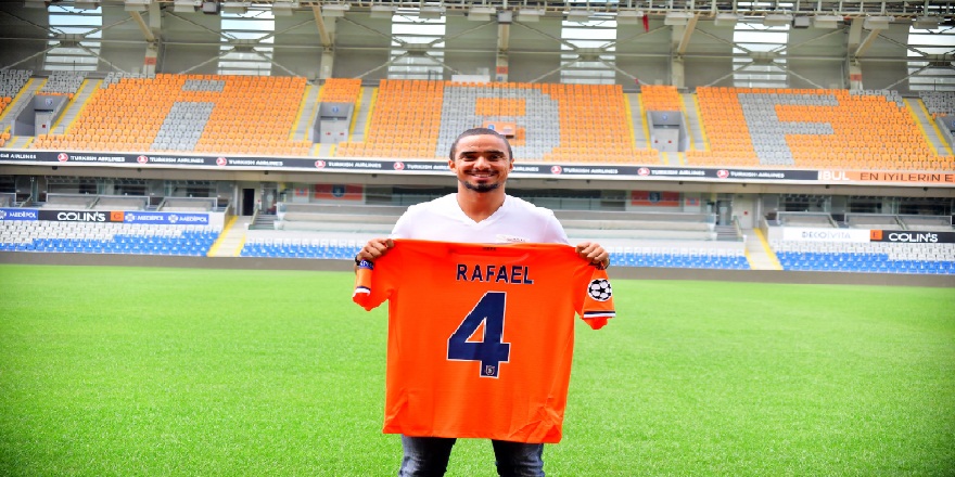 Başakşehir'e Olympique Lyon’dan bomba transfer