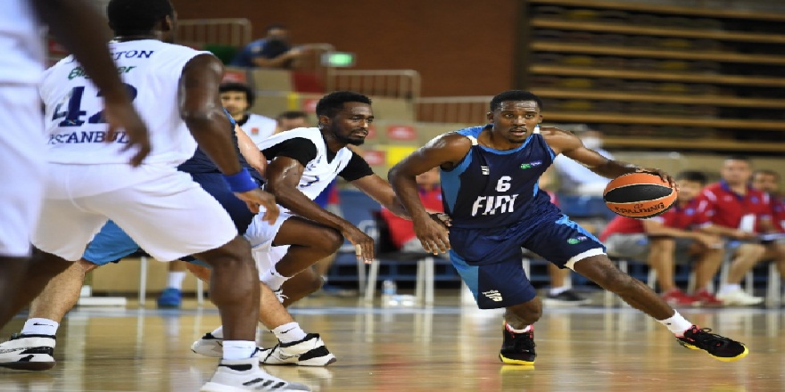 TOFAŞ Gloria Cup’ta Anadolu Efes’e 56-95 mağlup oldu.