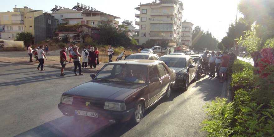 Antalya'da Zincirleme kaza ucuz atlatıldı