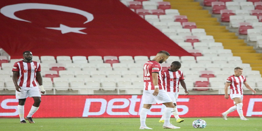 Sivasspor 2014’ten bu yana iç sahada ilk kez yenildi