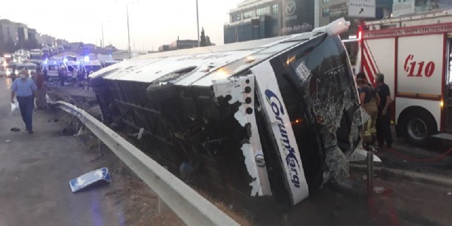 İstanbul Pendik'te trafik kazası çok sayıda yaralılar var