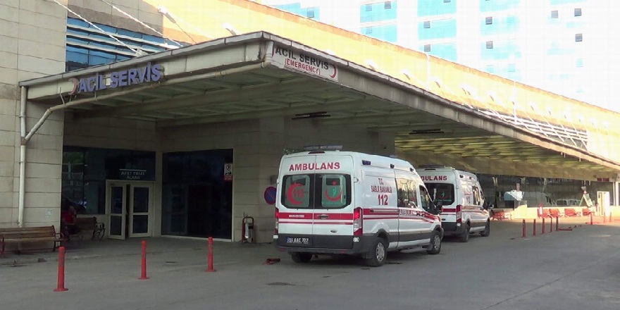 Siirt'te otomobilin altında kalan 2 yaşındaki çocuk hayatını kaybetti