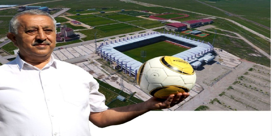 Belediye Başkanı Mehmet Zeybek, futbol takımlarını yeniden yaz kampı için Afyonkarahisar’a davet etti