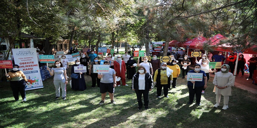 Gaziantep Büyükşehir Belediyesi “Yeni Normal Yaşamda Obezite Tehlikesine Karşı Harekete Geç” sloganıyla  sağlık standları oluşturdu!