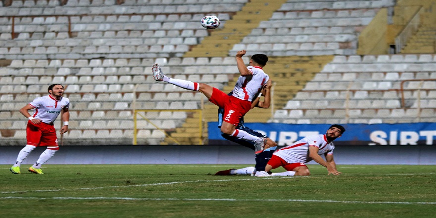 Türkiye Futbol Federasyonu 1. Lig: Adana Demirspor: 1 - B. Boluspor: 1