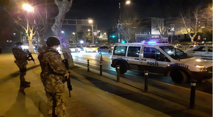İstanbul kent genelinde helikopter destekli ‘asayiş uygulaması’