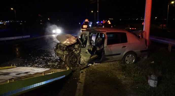 Çevre yolunda ters yönden giden araç kazaya neden oldu: 1 ölü, 2 yaralı