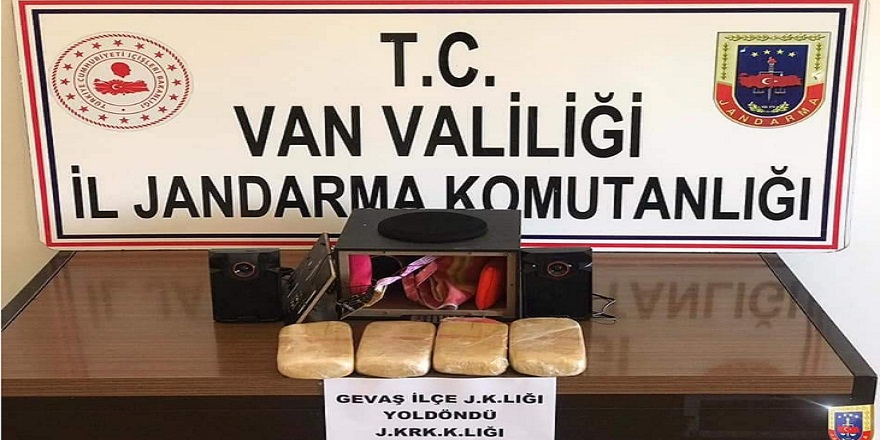 Jandarma ekipleri  Gevaş'ta 2 kilo 80 gram eroin ele geçirildi