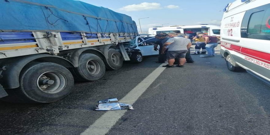 Gaziantep'te otobanda feci kaza: 3 ölü, 1 yaralı