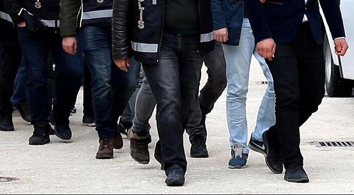 Antalya'da FETÖ operasyonu: 11 gözaltı