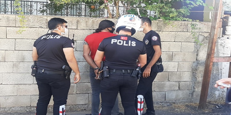 Adıyaman'da polisin dur ihtarına uymayan şüpheli uzun kovalamacanın ardından yakalandı