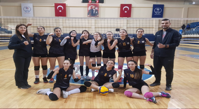 Yıldız kızlarda birincilik yine Bozüyük Belediyesinin