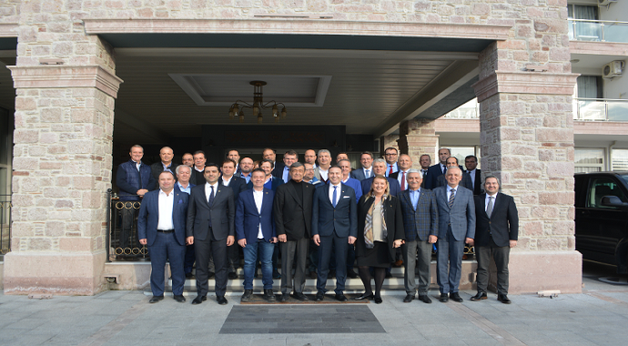 Balıkesir ticaretinin kalbi Ayvalık’ta attı