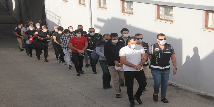 Adana merkezli 12 ilde yapılan operasyonda gözaltına alınan 21 FETÖ zanlısından 7'si tutuklandı
