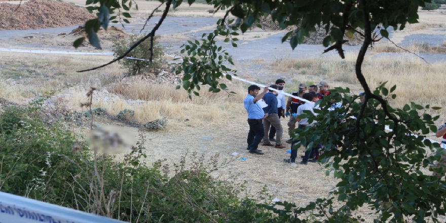 Adıyaman’da 6 yerinden bıçaklanarak vahşice öldürülen, Hüseyin Nasrullah Çelik’in davasında, annenin feryadı yürekleri dağladı