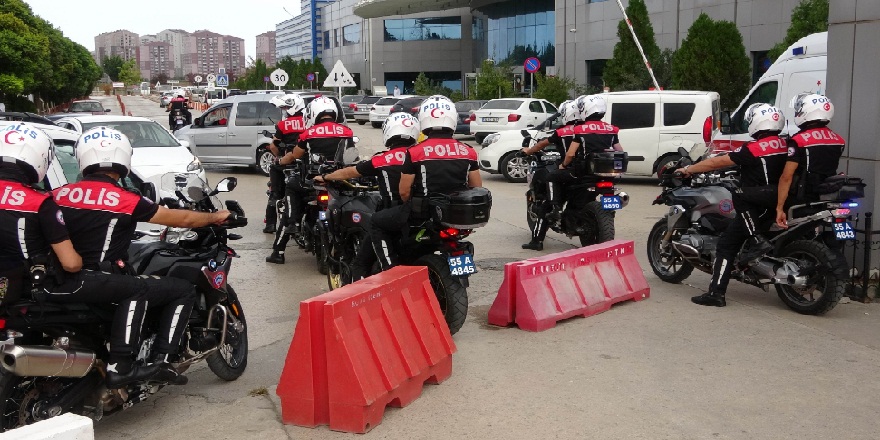 Samsun'da,inşaat işçileri arasındaki alacak verecek meselesi kanlı bitti