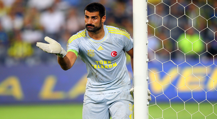 Galatasaray derbisinde Volkan Demirel ilk kez kulübede