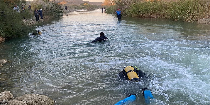 Ayaklarını yıkamak için nehir kıyısına gelen 13 yaşındaki Gamze dengesini kaybedip nehre düşerek yaşamını yitirdi
