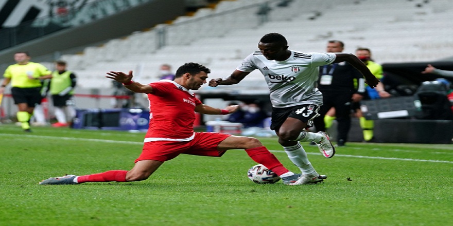 Beşiktaş'ın Ganalı futbolcusu Bernard Mensah'ın Covid-19 testi pozitif!