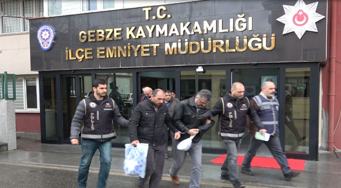 Şirket kurup kapatarak devleti 3 milyon TL dolandıran çete çökertildi