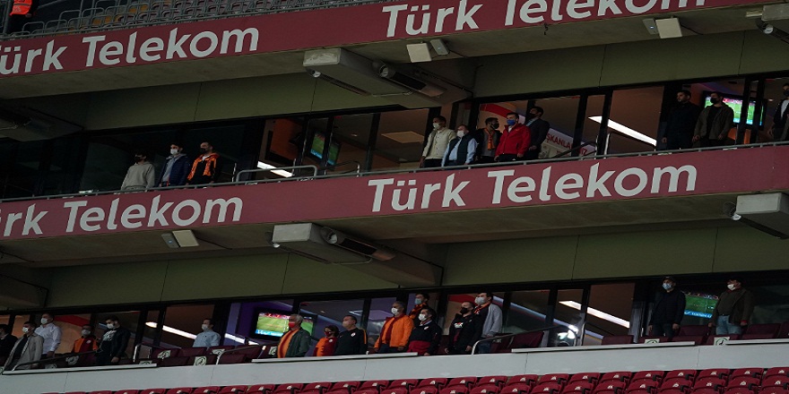 232 gün sonra Galatasaray taraftarı ile buluştu