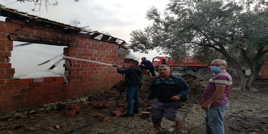 Manisa'da çiftlik yangını korkuttu!