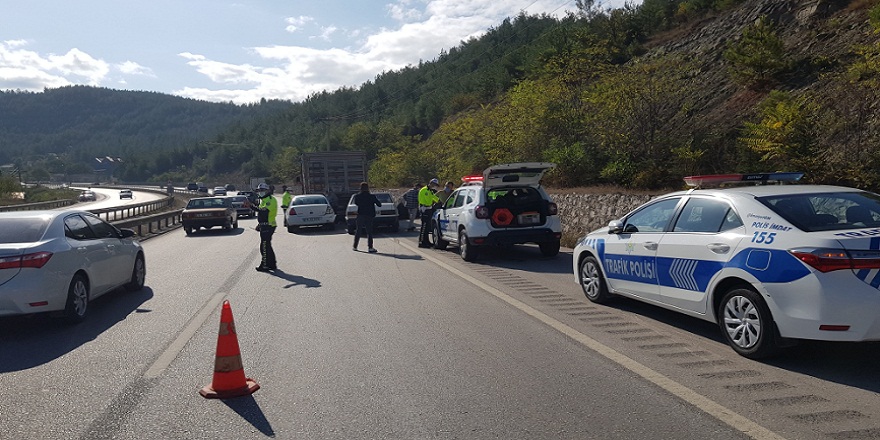 Karabük'te zincirleme kaza 2 yaralı