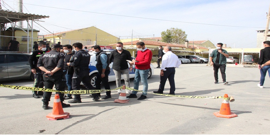 Karaman'da, cezaevine görüşe gelen kadınların, kavgasını ayırmak isteyen gardiyan silahla yaralandı