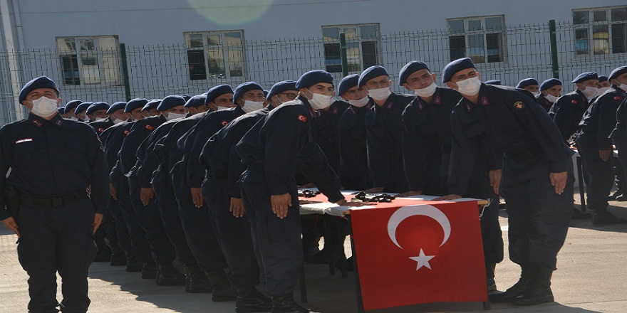 Kısa dönem askerler İzmir'de yemin etti