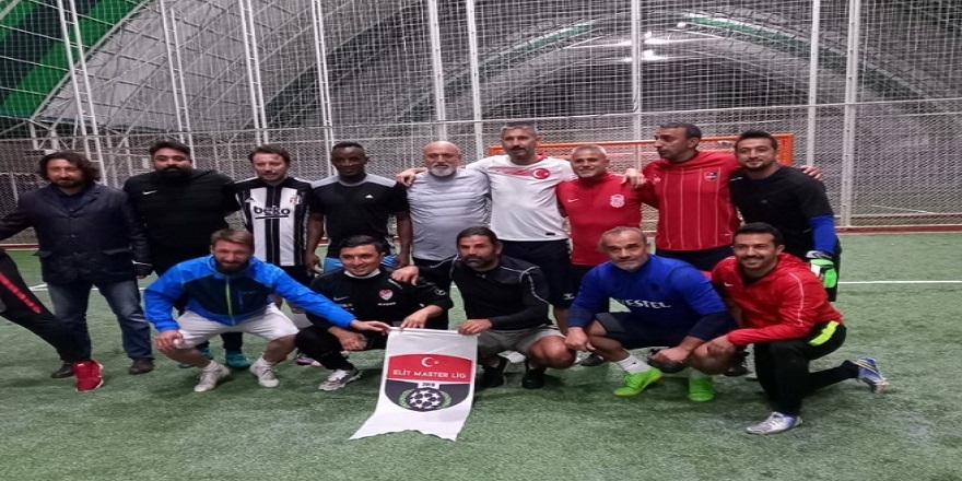 Elit Master Lig'de eski yıldızlar yeniden bir arada