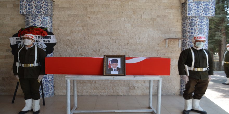 Hatay'da hayatını kaybeden 90 yaşındaki Kore Gazisi toprağa verildi