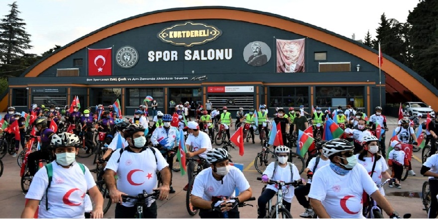 Balıkesir Gençlik ve Spor İl Müdürlüğü "Cumhuriyet Bisiklet Turu" düzenledi