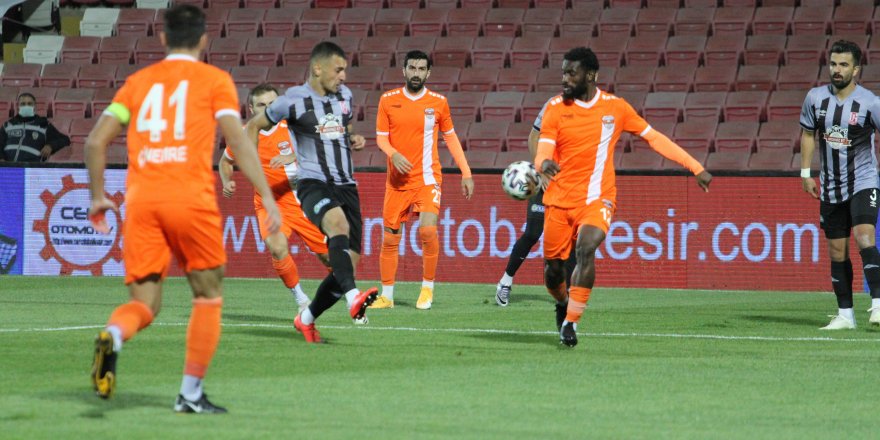 Adanaspor: 2 Balıkesirspor: 0  (İlk yarı)