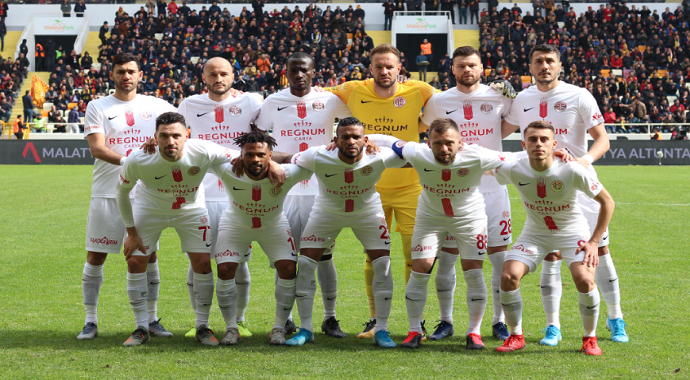 Antalyaspor ile Fenerbahçe 48. randevuda