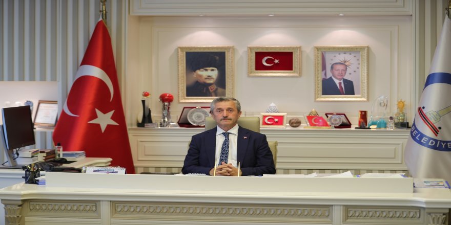 Mehmet Tahmazoğlu ve Kaymakam Abdulhamit Mutlu'dan 10 Kasım mesajı