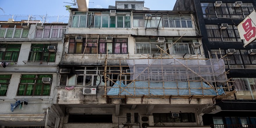 Hong Kong’da bir apartmanda yangın çıktı: 7 ölü