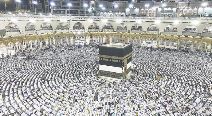 Korona virüs nedeniyle Suudi Arabistan, Kâbe ziyaretlerini durdurdu