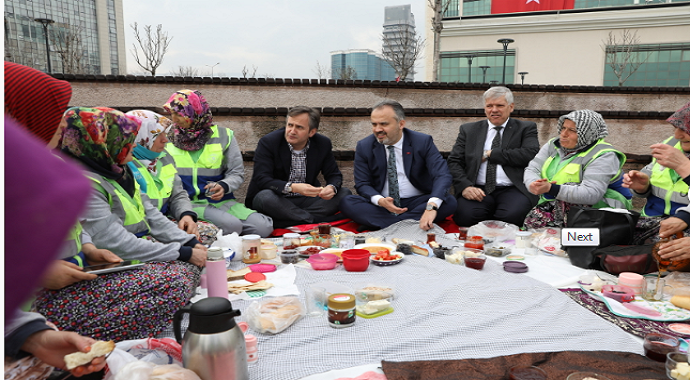 Büyükşehir’de gün kadınların
