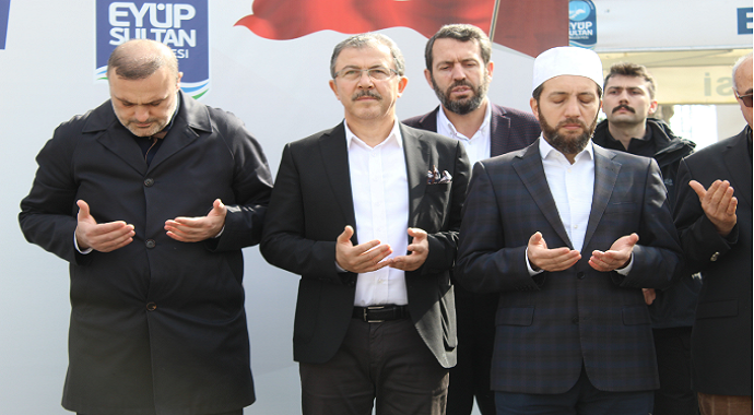 Eyüp Sultan Camii'nde İdlib şehitleri için hatim duası yapıldı